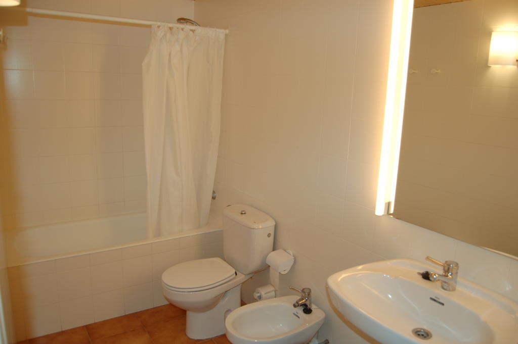 Apartaments Vall Ferrera Areu Quarto foto
